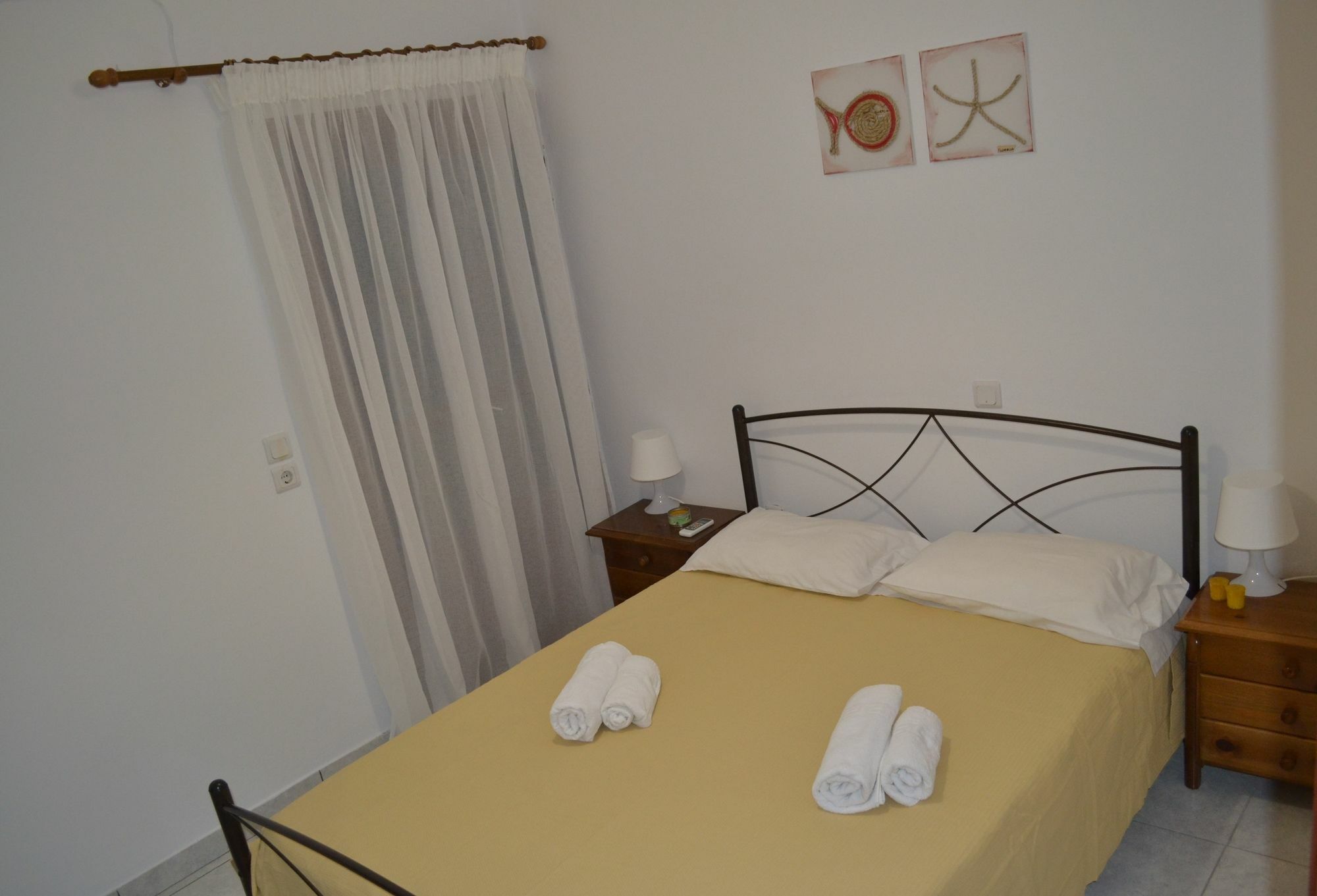 Floralia Otel Karterados  Dış mekan fotoğraf